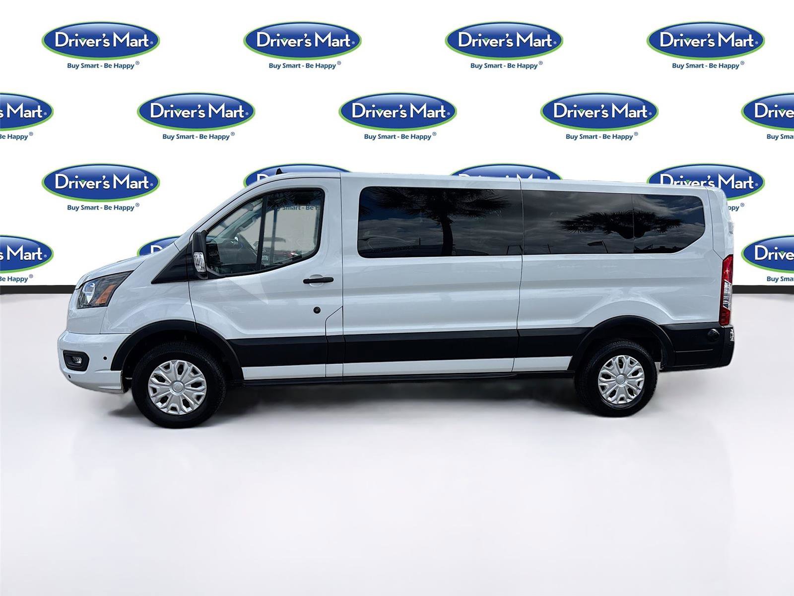 Used 2024 Ford Transit 350 XLT image 4
