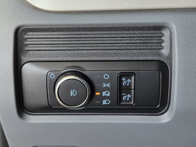 New 2026 Ford F550 4x4 Crew Cab image 16