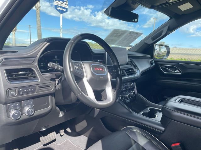 Used 2024 GMC Yukon SLT image 10