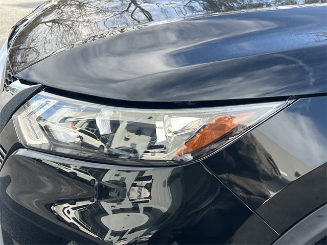 Used 2020 Nissan Rogue Sport SV image 29