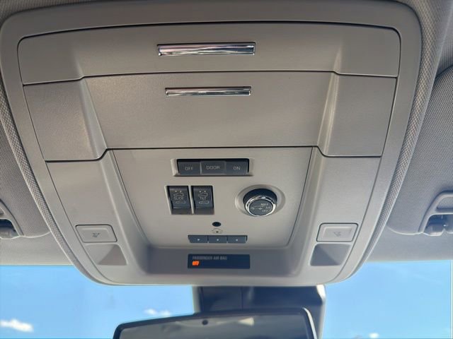 Used 2020 Chevrolet Tahoe LT image 40