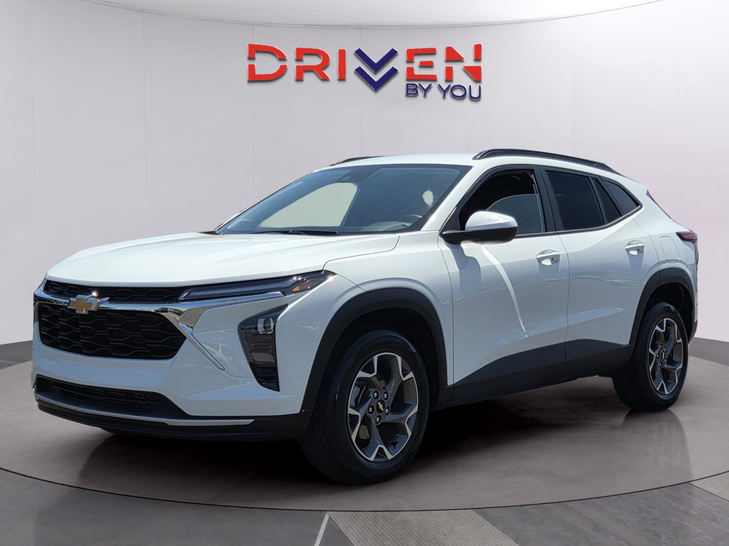 Used 2025 Chevrolet Trax LT w/ LT Convenience Package FWD image 1