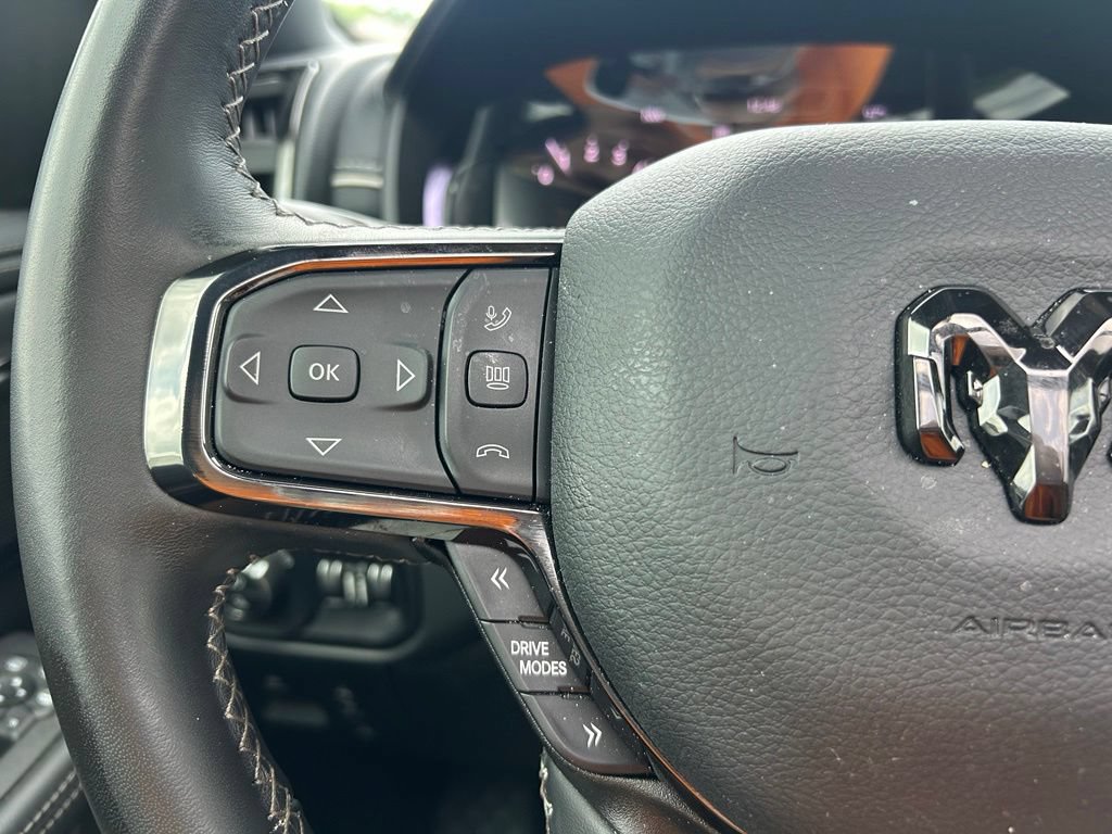 Used 2025 RAM 1500 Limited AWD/4WD image 17