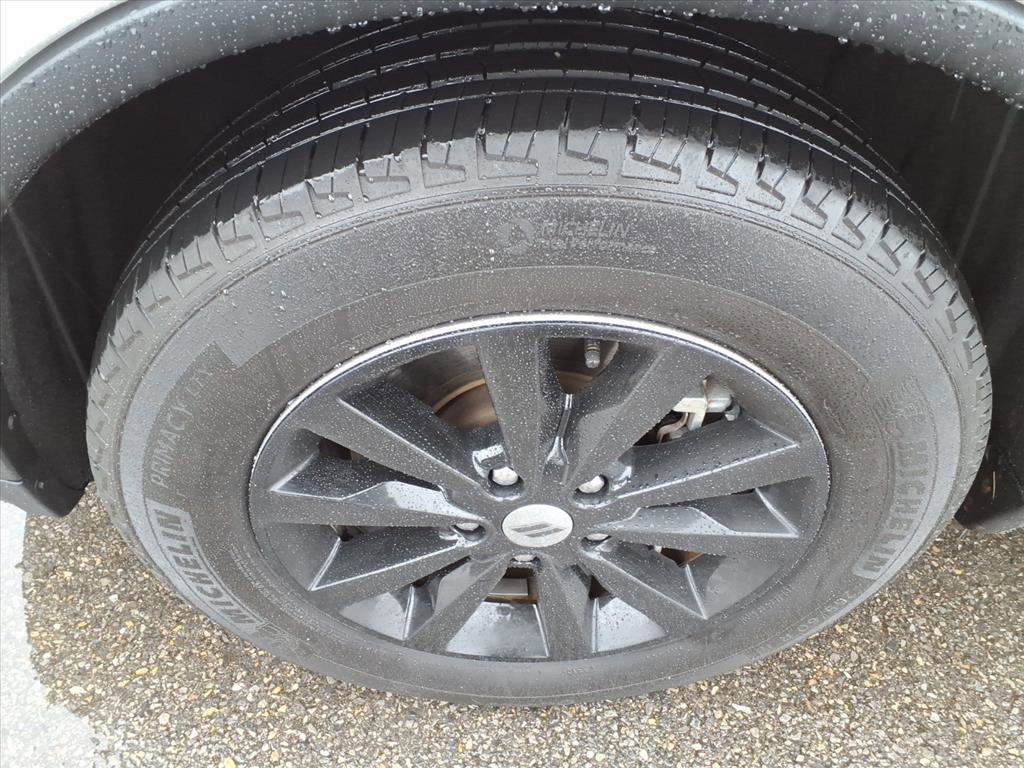 Used 2023 Dodge Durango SXT image 10