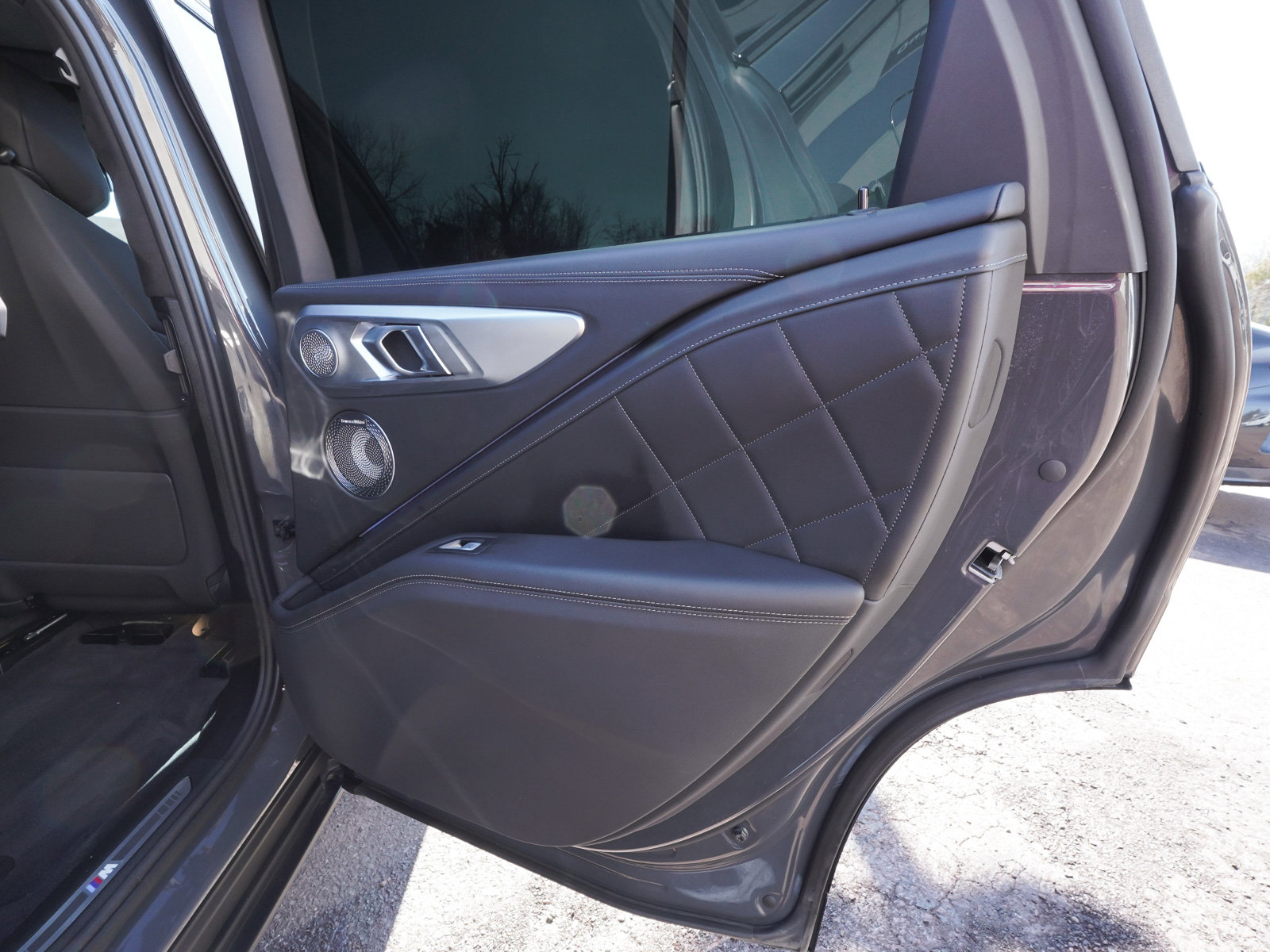 Used 2025 BMW XM image 13