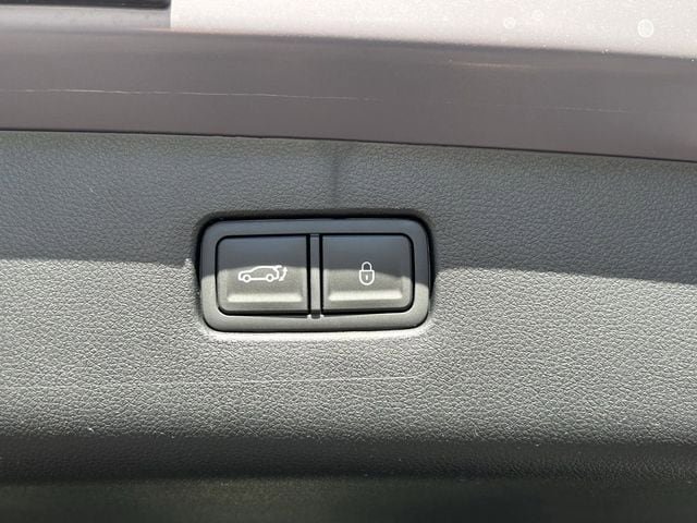 New 2026 Genesis GV70 2.5T Select AWD/4WD image 16