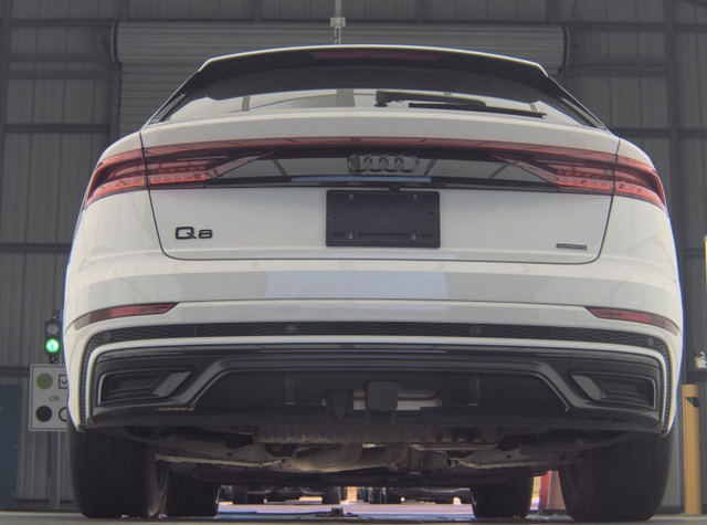 Used 2023 Audi Q8 Prestige AWD/4WD image 8