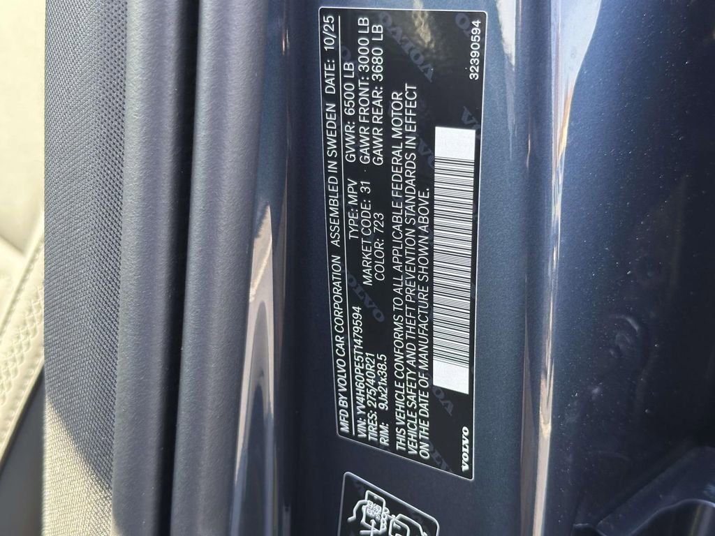 New 2026 Volvo XC90 T8 Plus w/ Protection Package Premier image 25