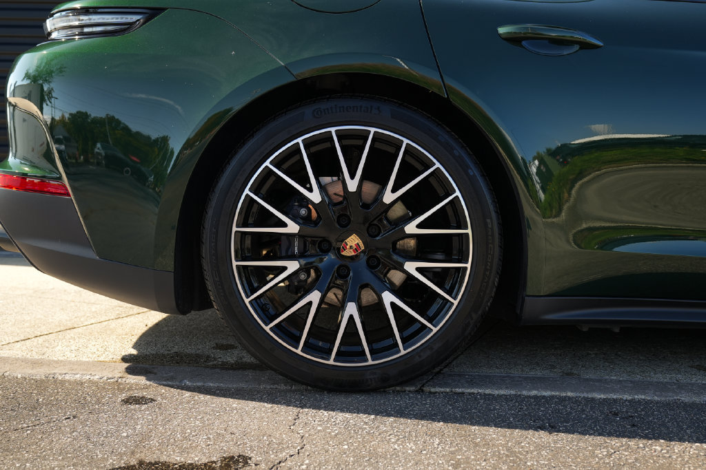 Certified 2026 Porsche Panamera 4 AWD/4WD image 36