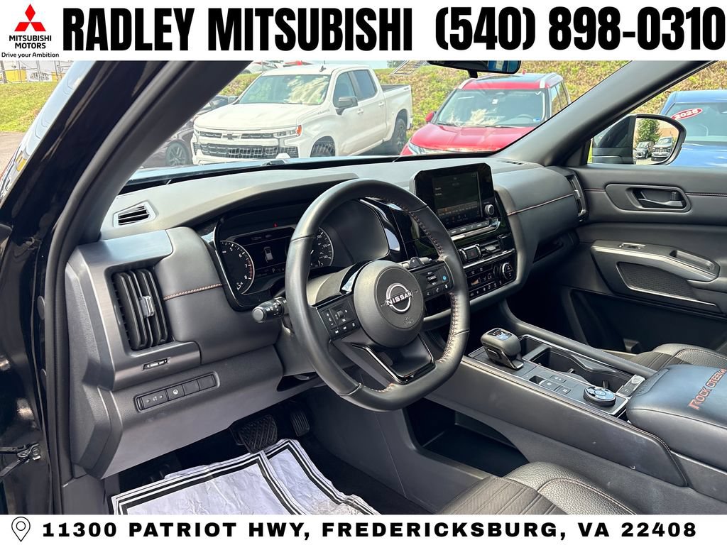 Used 2023 Nissan Pathfinder Rock Creek AWD/4WD image 4