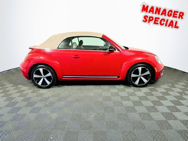 Used 2013 Volkswagen Beetle Turbo FWD image 9
