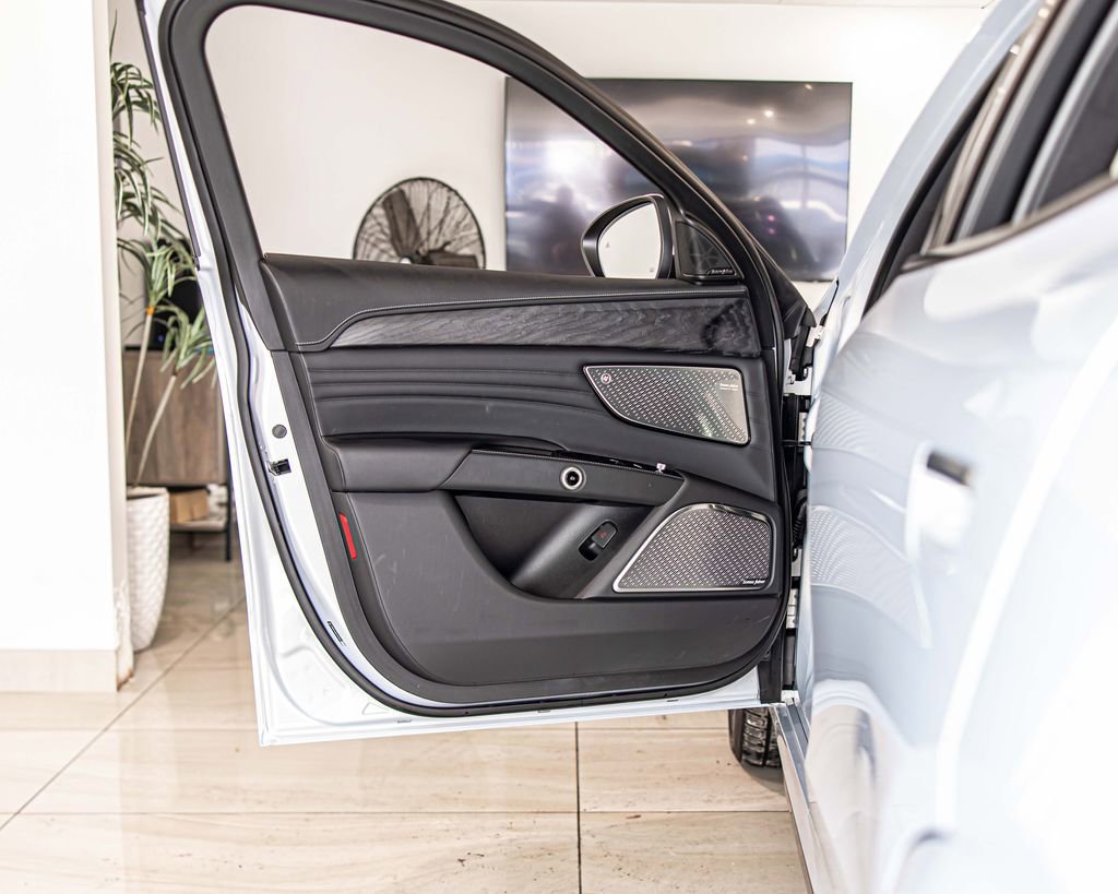 Used 2023 Maserati Grecale Modena image 30