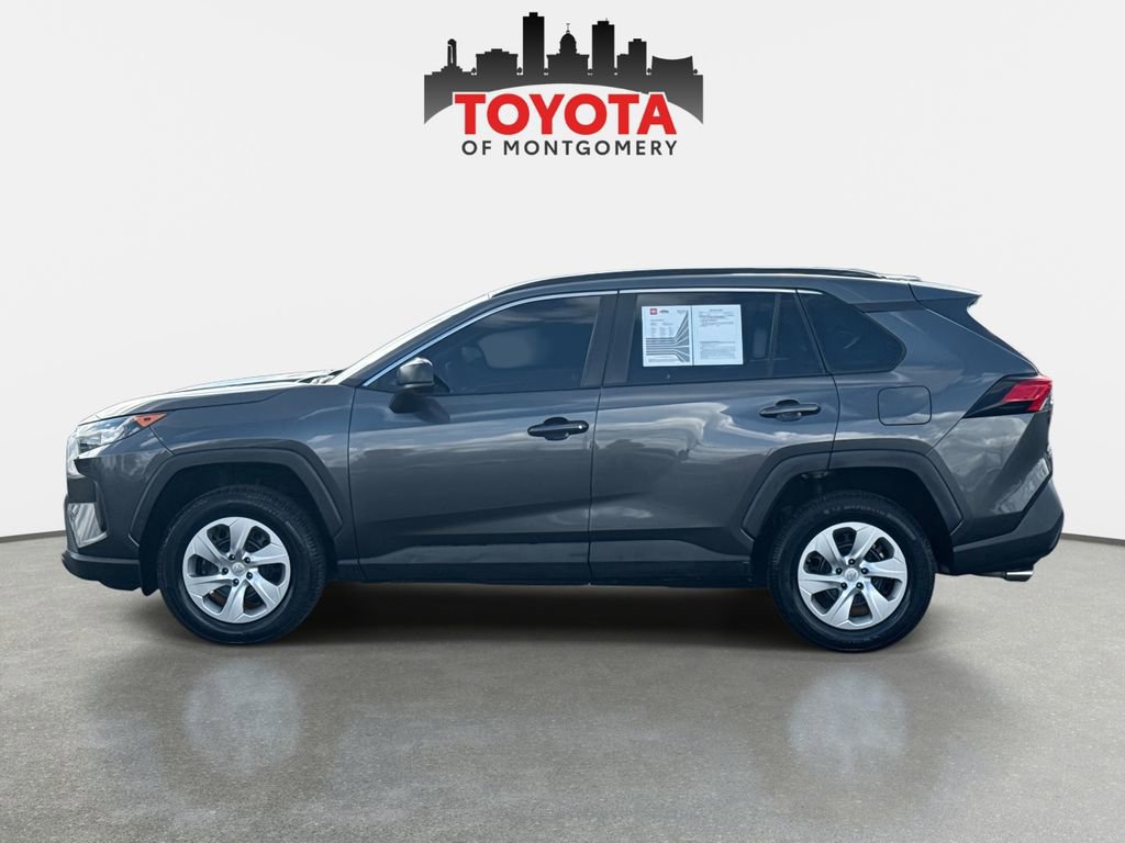 Used 2021 Toyota RAV4 LE image 6