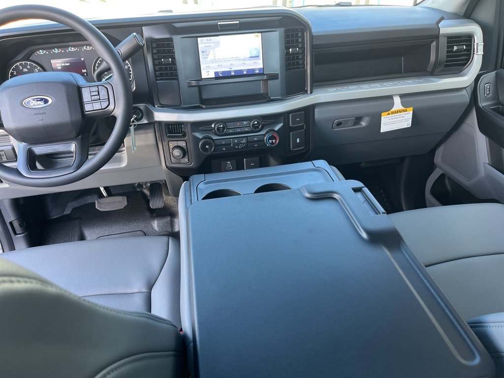 New 2026 Ford F250 XL w/ XL Chrome Package image 15