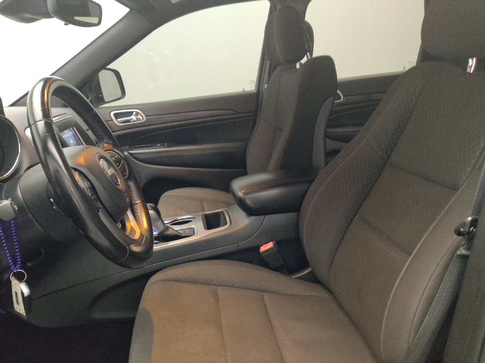 Used 2021 Jeep Grand Cherokee Laredo RWD image 17
