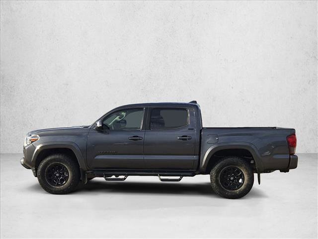 Used 2022 Toyota Tacoma SR5 w/ Technology Package image 8