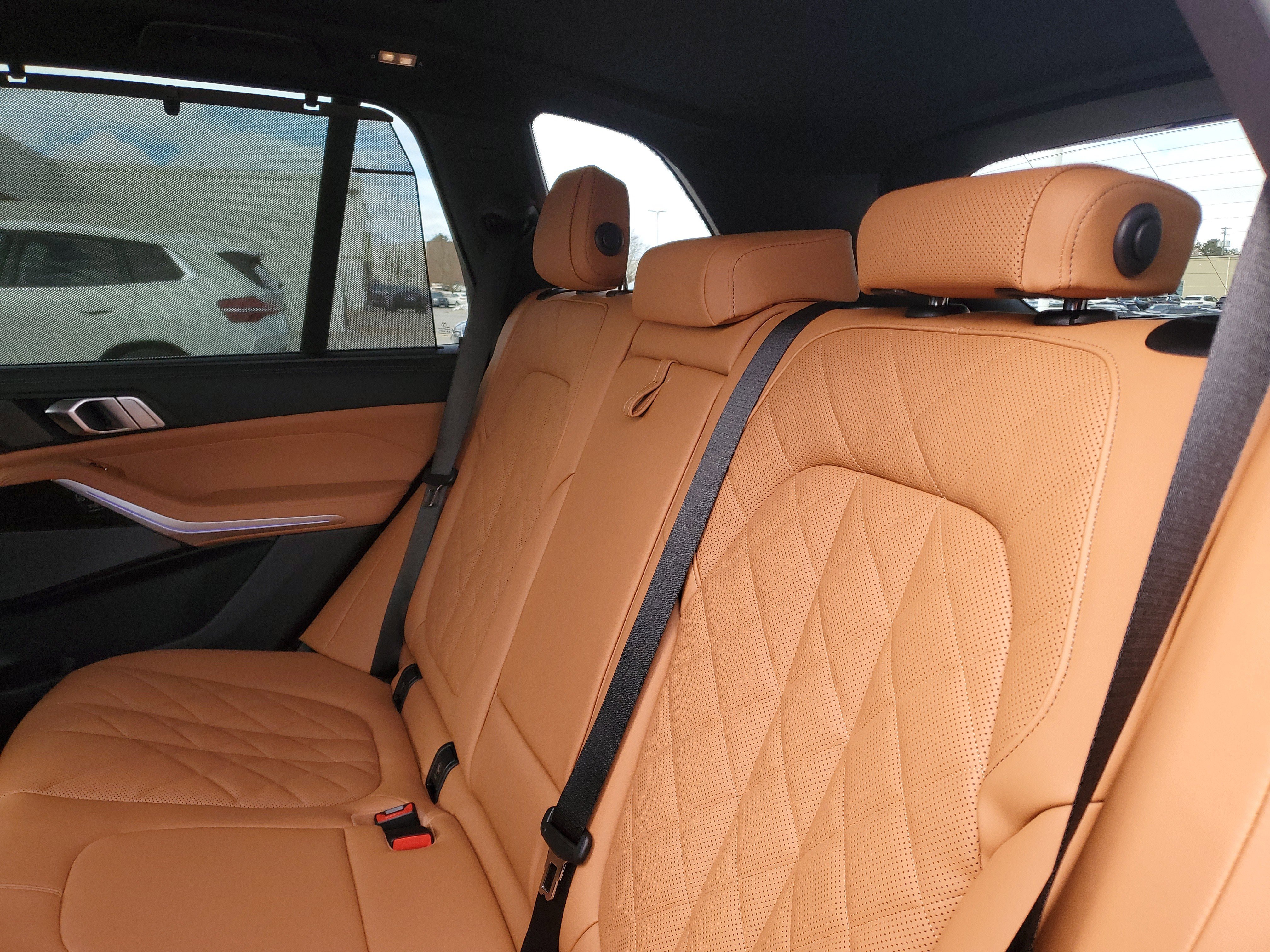 New 2026 BMW X5 xDrive40i w/ Climate Comfort Package image 24