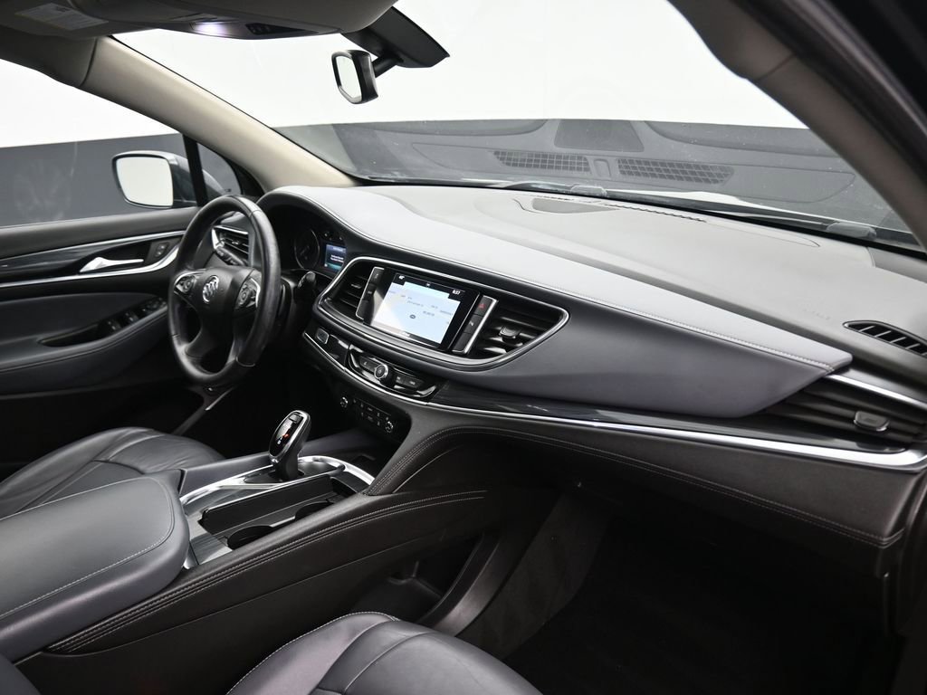 Used 2018 Buick Enclave Essence AWD/4WD image 54