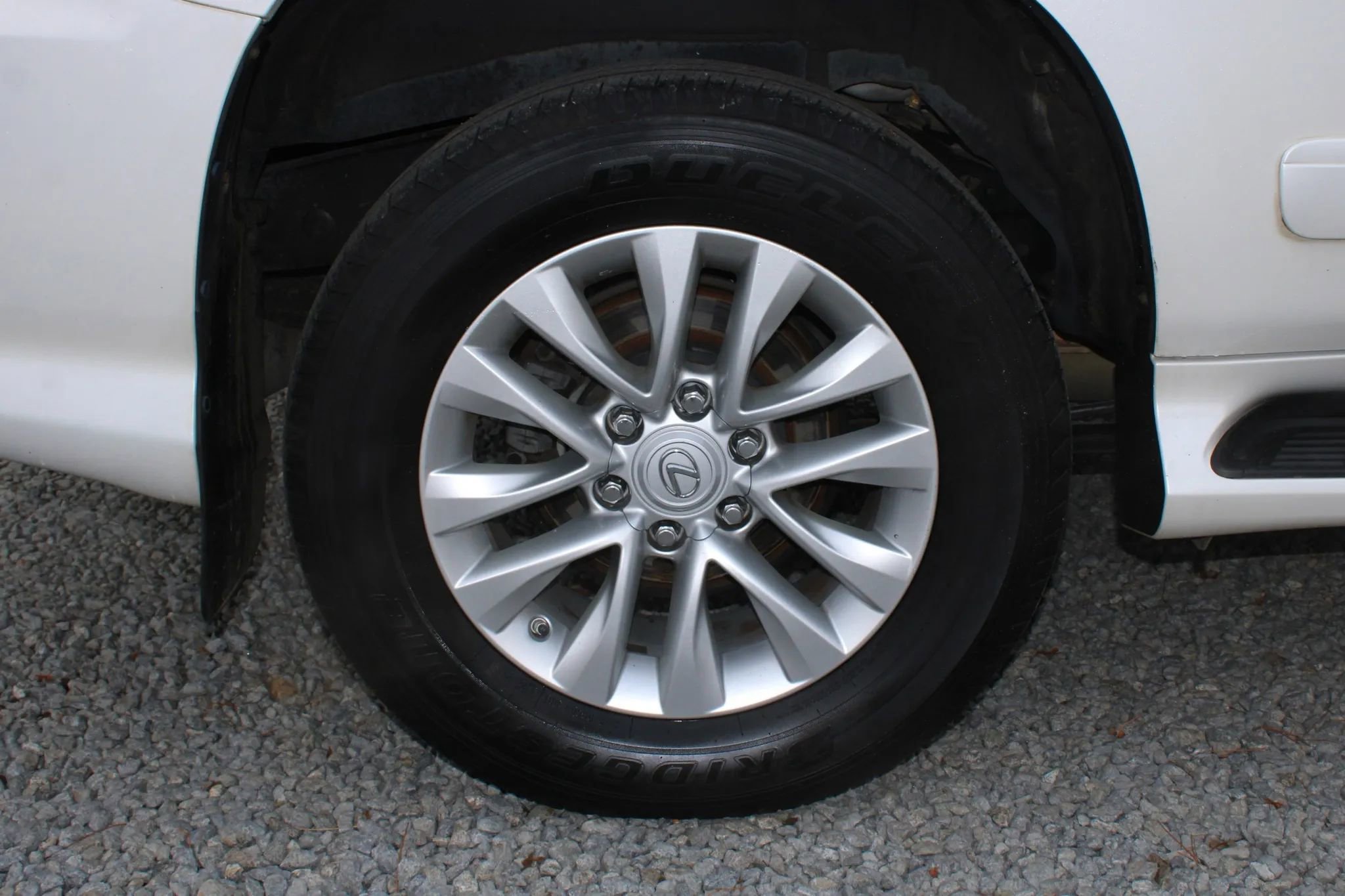 Used 2019 Lexus GX 460 Premium w/ Premium Package image 9