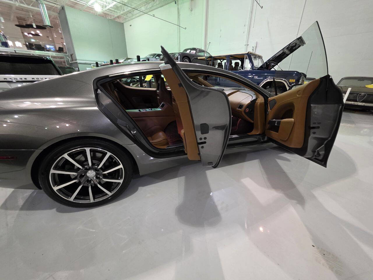 Used 2015 Aston Martin Rapide S image 71