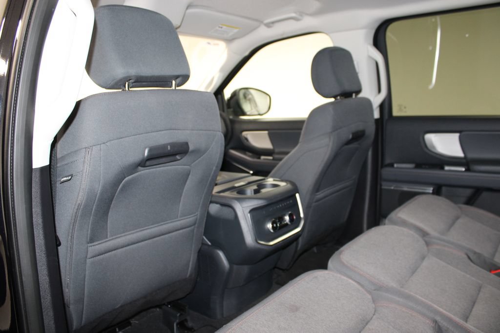 Used 2025 Ford Expedition Active RWD image 26