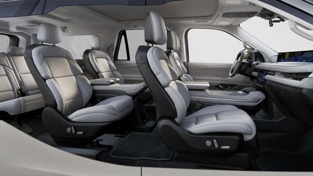 New 2025 Lincoln Navigator L Reserve image 6