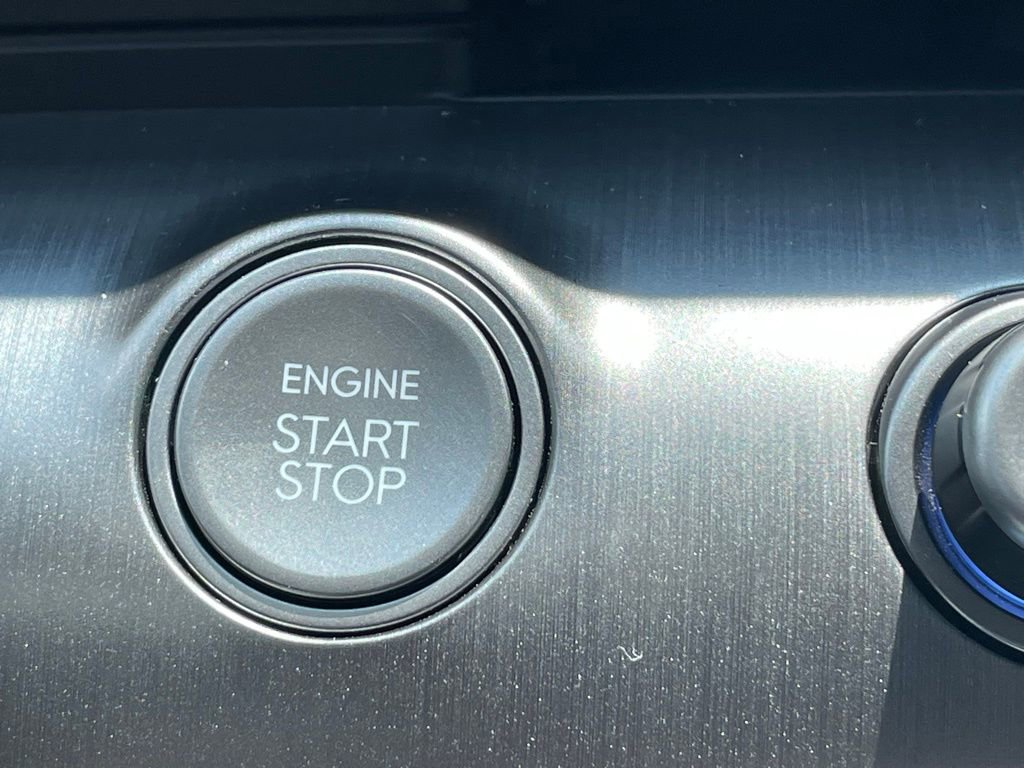 Used 2025 Hyundai Kona SEL AWD/4WD image 27