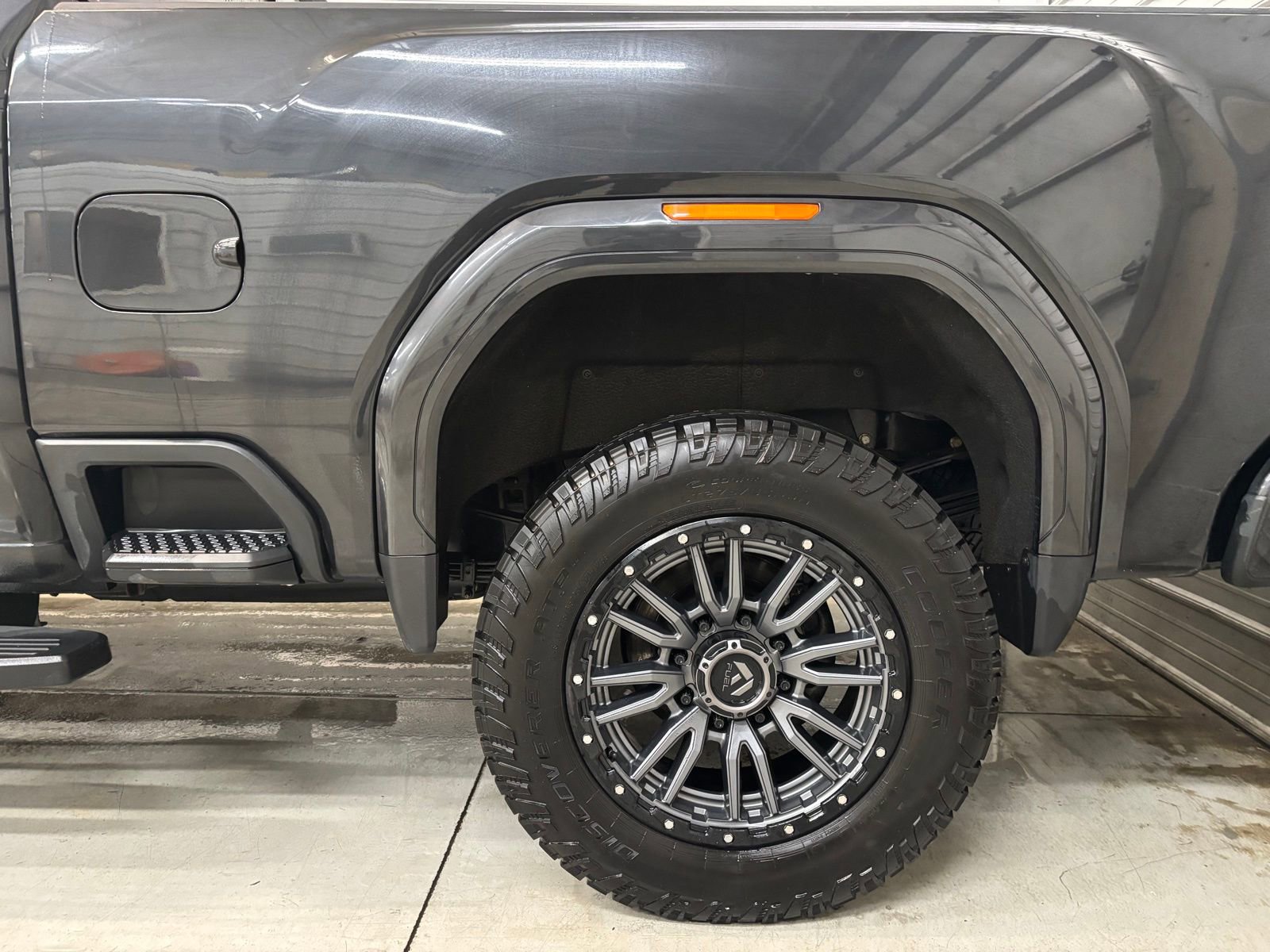 Used 2020 GMC Sierra 3500 Denali w/ Denali Ultimate Package image 8