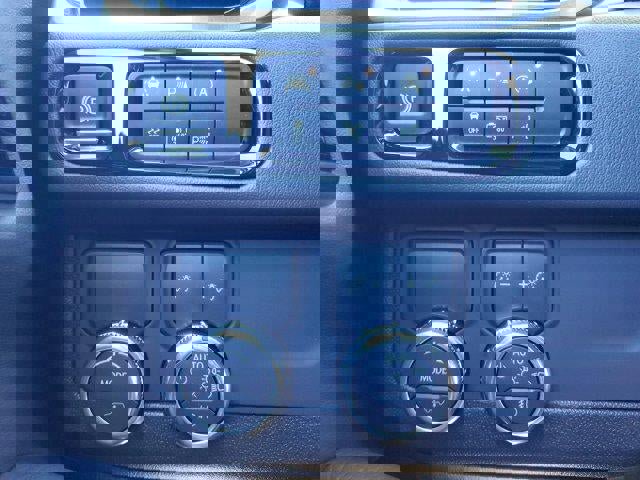 New 2026 GMC Yukon Denali w/ Sun & Power Step Package image 31