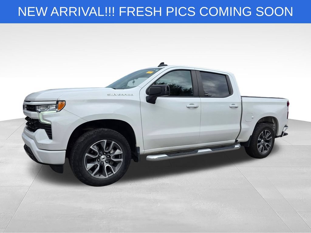 Used 2023 Chevrolet Silverado 1500 RST AWD/4WD image 2