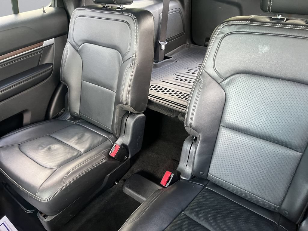 Used 2017 Ford Explorer Limited w/ Equipment Group 301A AWD/4WD image 19
