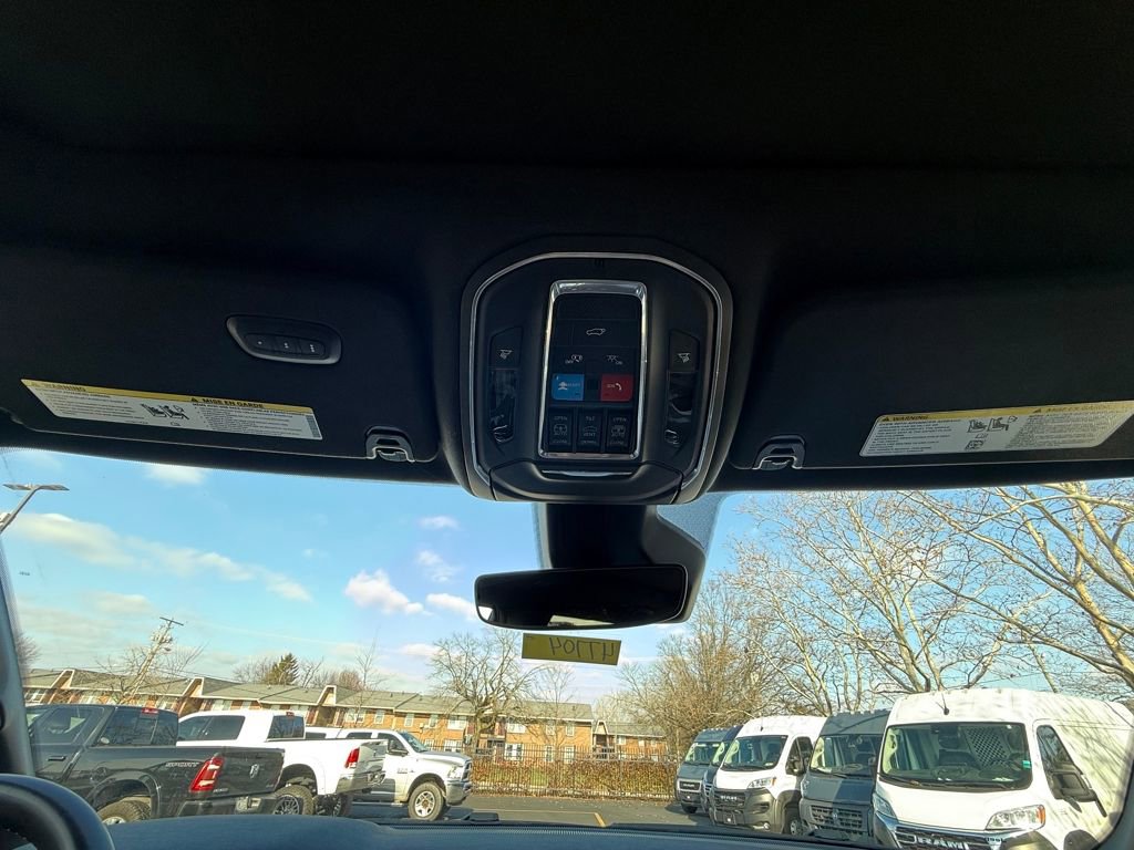 Used 2022 Jeep Wagoneer Series II w/ Premium Group I image 25