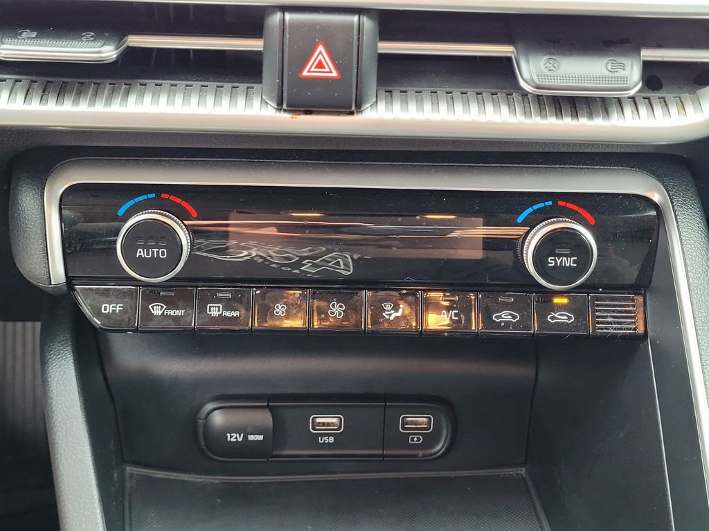 Used 2022 Kia K5 LX image 18