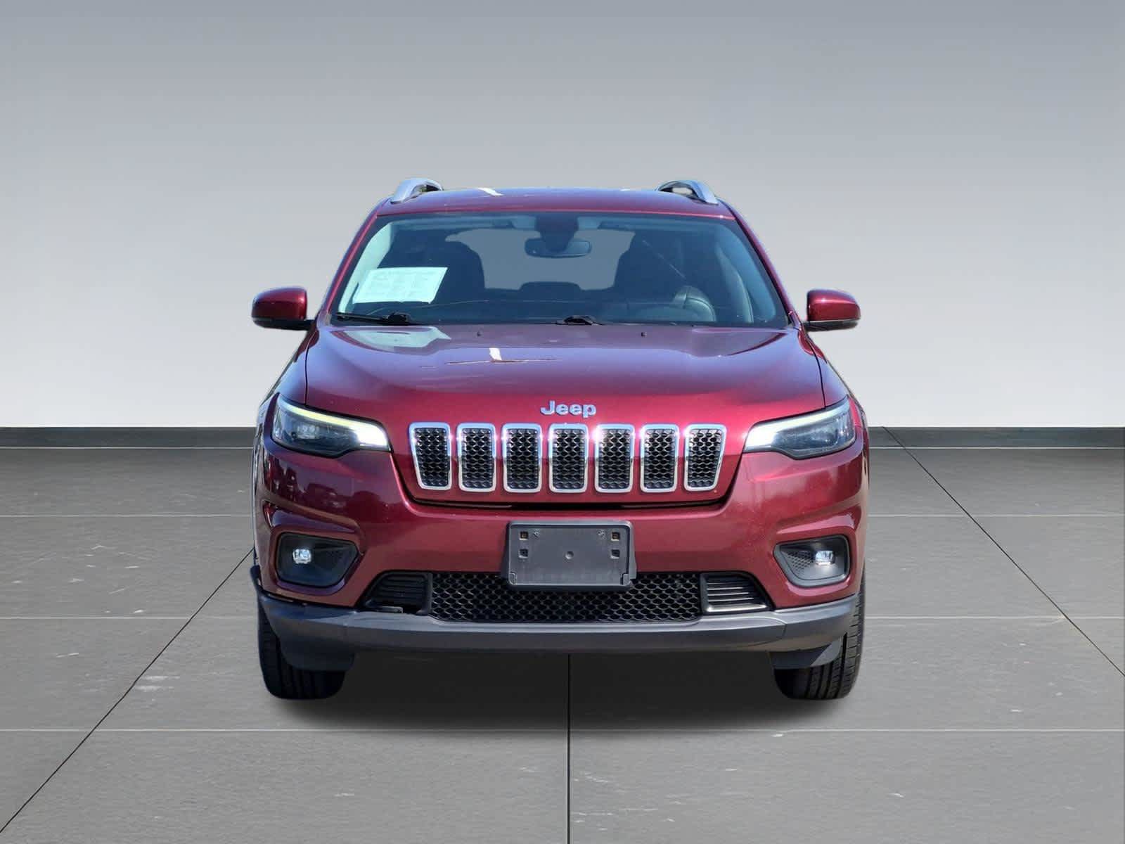 Used 2019 Jeep Cherokee Latitude Plus w/ Comfort/Convenience Group AWD/4WD image 9