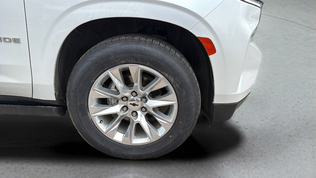 Used 2023 Chevrolet Tahoe Premier AWD/4WD image 21