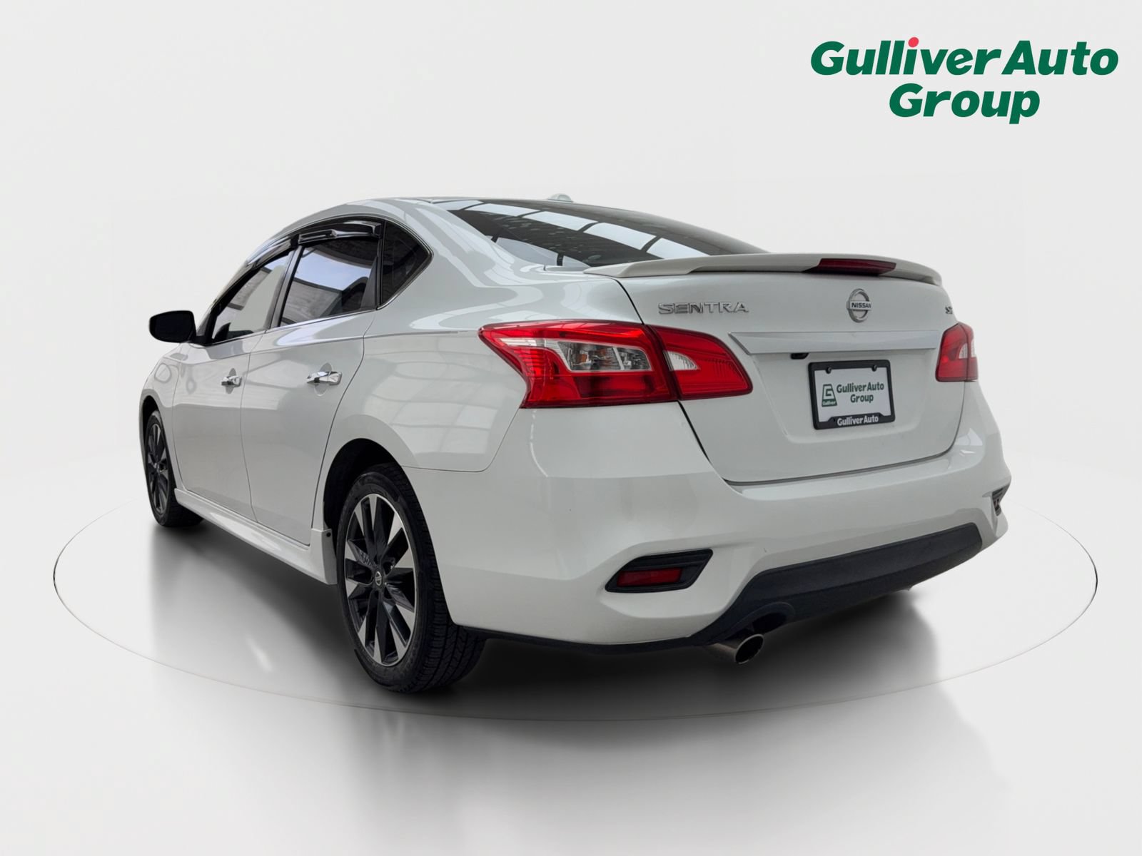 Used 2017 Nissan Sentra SR FWD image 5