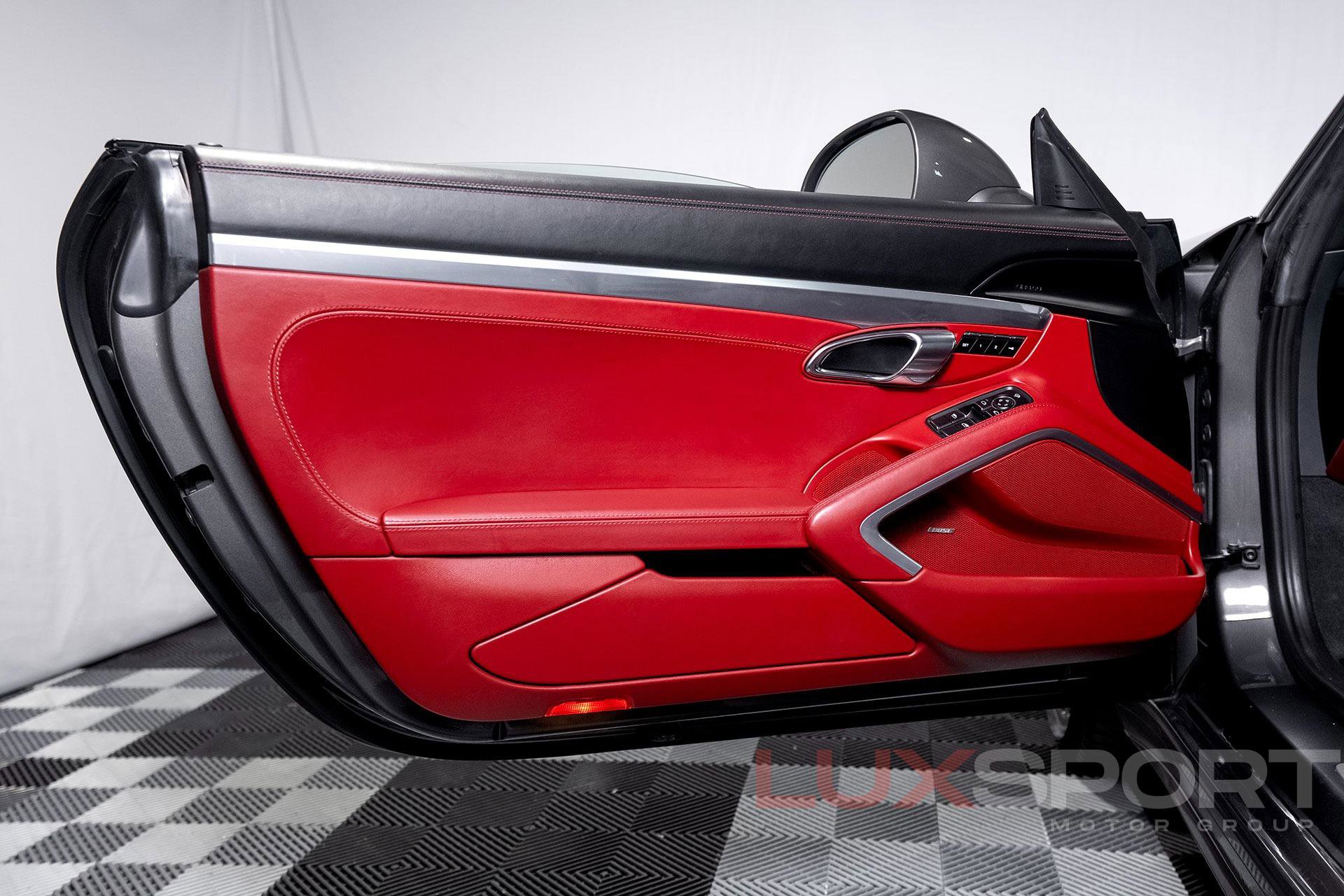 Used 2017 Porsche 911 Targa 4S image 13