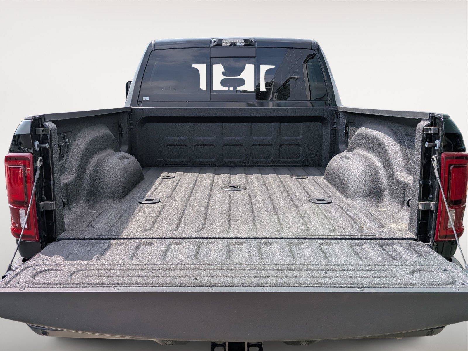 New 2026 RAM 2500 Big Horn AWD/4WD image 33