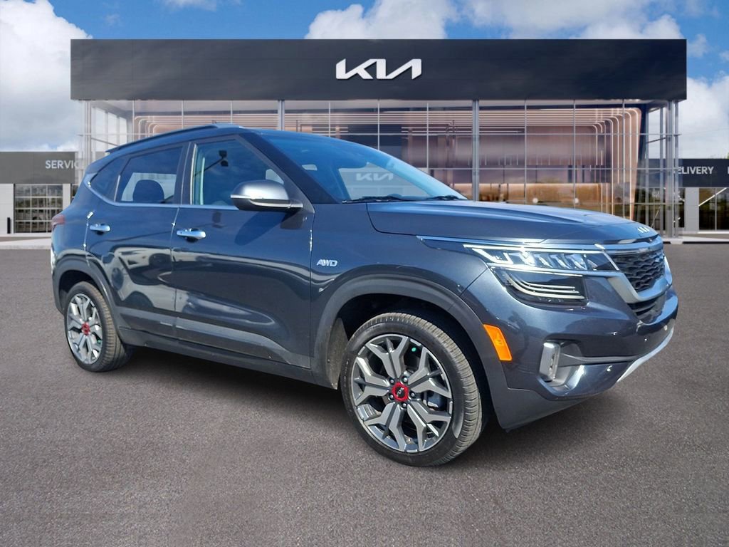 Certified 2023 Kia Seltos SX w/ SX Sunroof Package