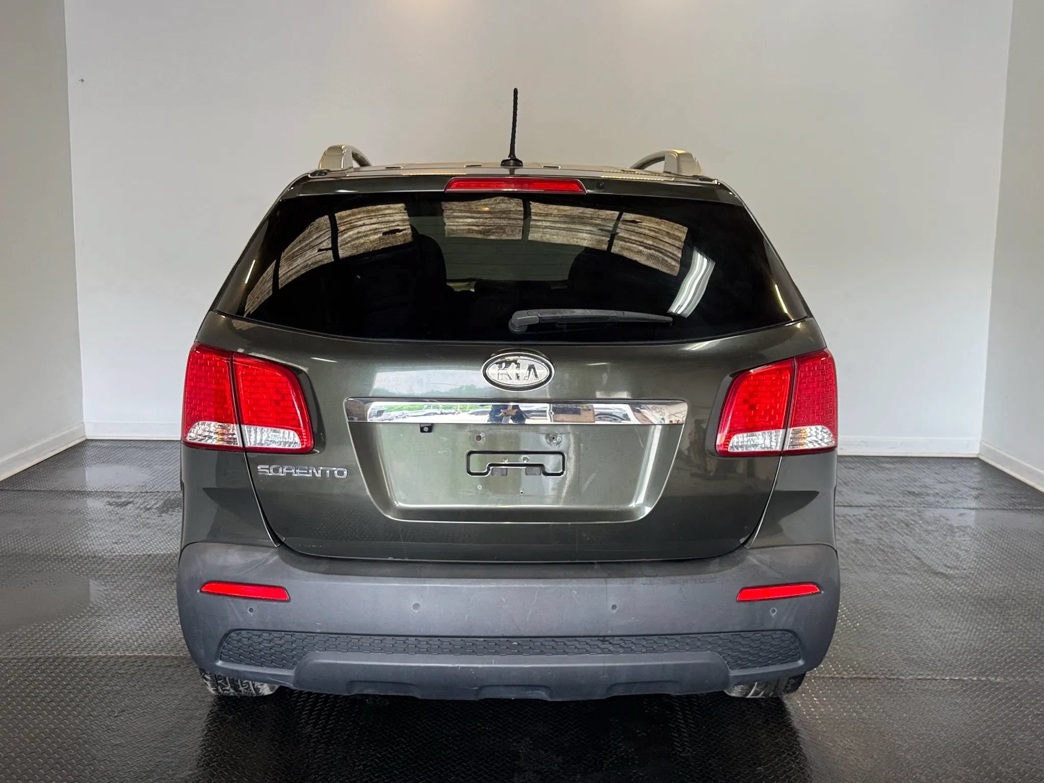 Used 2011 Kia Sorento 2WD w/ Convenience Pkg image 5