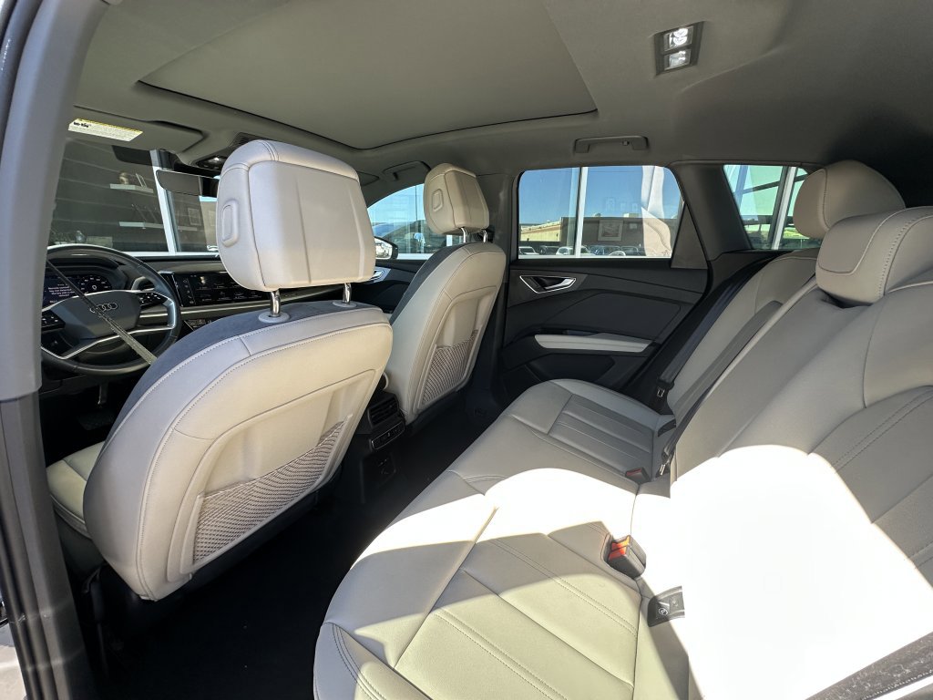 Used 2024 Audi Q4 e-tron Premium w/ Convenience Package image 35