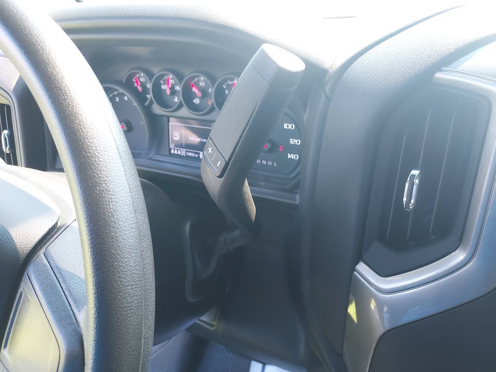Used 2026 Chevrolet Silverado 1500 Custom AWD/4WD image 24