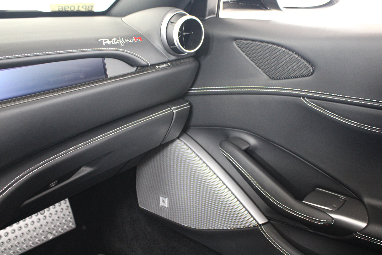 Certified 2023 Ferrari Portofino M RWD image 51