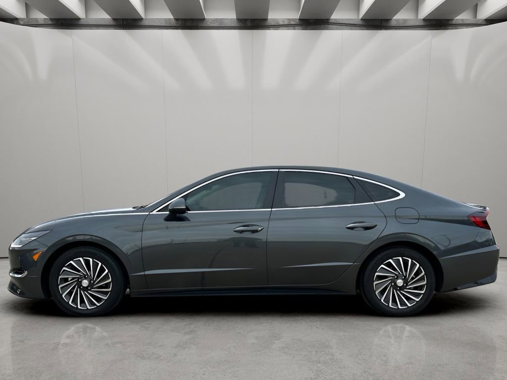Used 2023 Hyundai Sonata SEL image 2