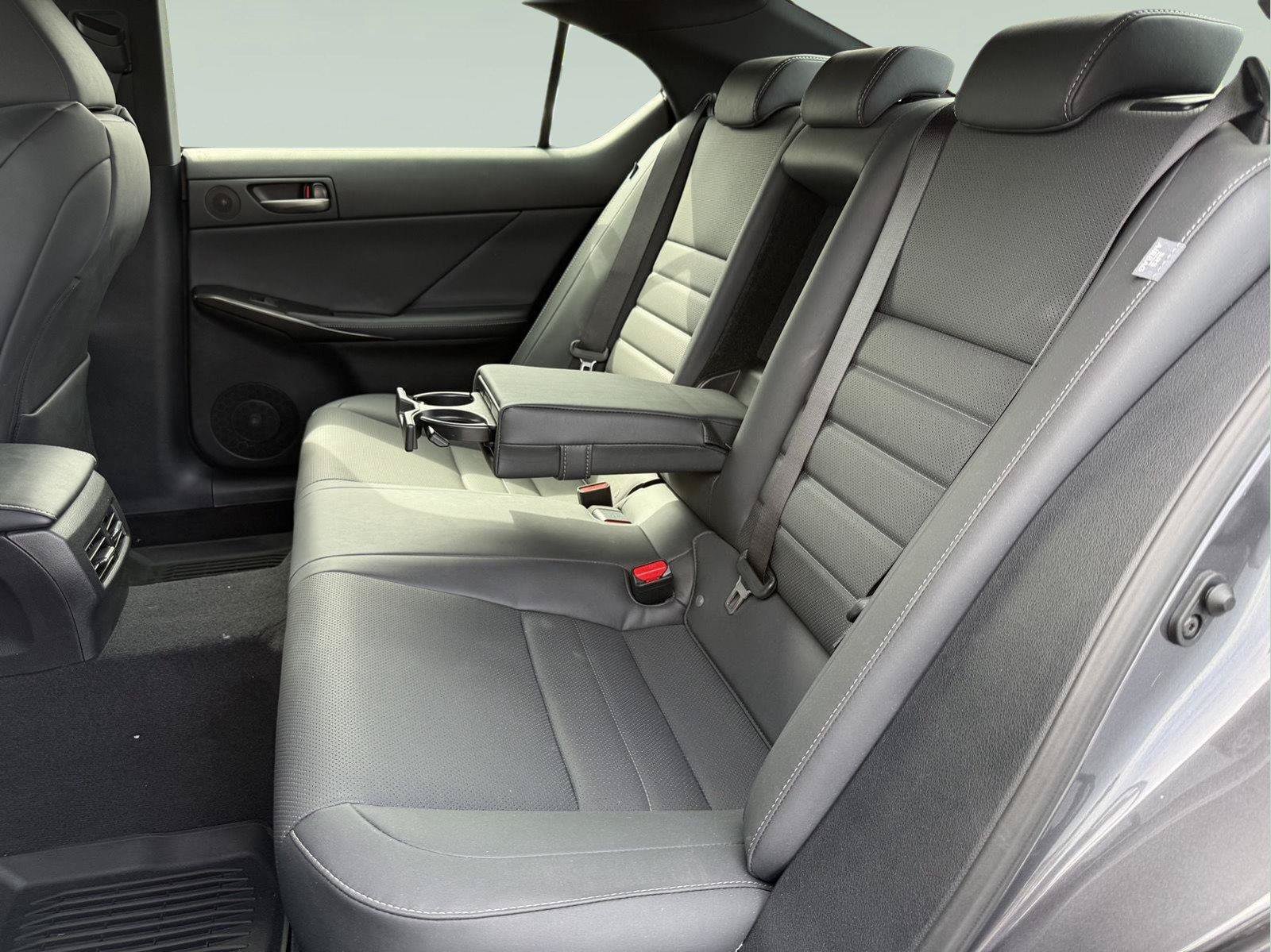 Certified 2022 Lexus IS 500 w/ Accessory Package 2 RWD image 22