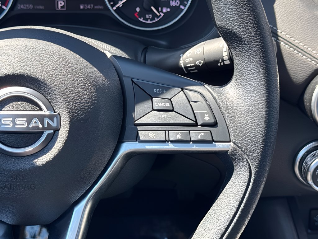 Used 2025 Nissan Sentra SV FWD image 14