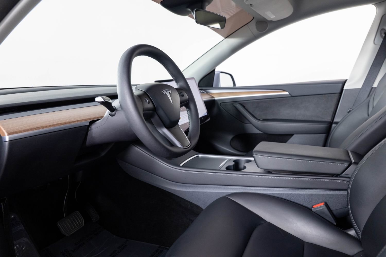 Used 2025 Tesla Model Y Long Range RWD image 14