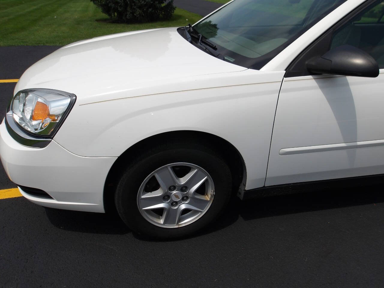 Used 2004 Chevrolet Malibu LS FWD image 25