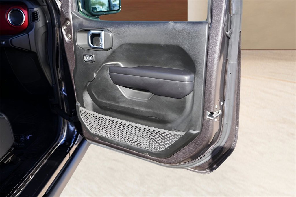 Used 2021 Jeep Wrangler Unlimited Rubicon image 26