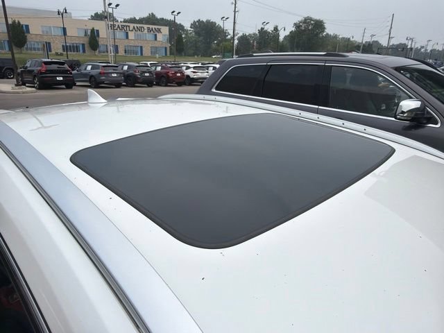 Used 2023 Lexus UX 250h FWD w/ Accessory Package (Z1) image 4